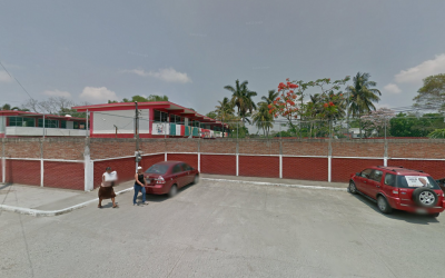 Entrega gobierno de Tuxpan, computadoras conectadas a internet a la secundaria «José Vasconcelos»