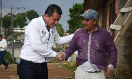 Hartazgo y enojo de colonos de Xalapa encuentra oídos en «Pipo» Vázquez