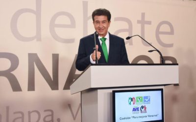 Encabezamos todas las encuestas, somos los más limpios y los veracruzanos están castigando la suciedad: Héctor Yunes