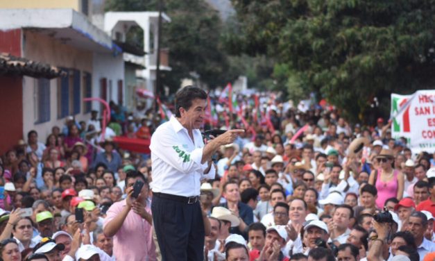 Garantiza Héctor Yunes Landa inclusión del talento, aptitudes y energía de las mujeres