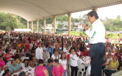 Miguel Ángel Yunes al fondo de las encuestas; Héctor Yunes Landa.