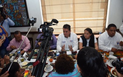 DESDE TUXPAN, «EL PIPO» DICE QUE LOS PUERTOS DE LA ENTIDAD DEBEN SER ALTAMENTE COMPETITIVOS