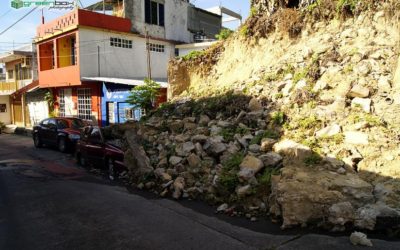 MONUMENTO A LA MEDIOCRIDAD EN EL CENTRO DE TUXPAN
