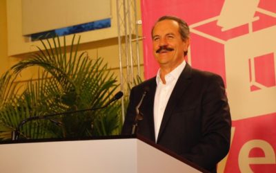 Reta Juan Bueno Torio a partidos políticos a renunciar a financiamiento público