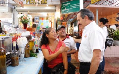 Becas, casas, seguridad social e incremento salarial para policías: Juan Bueno Torio
