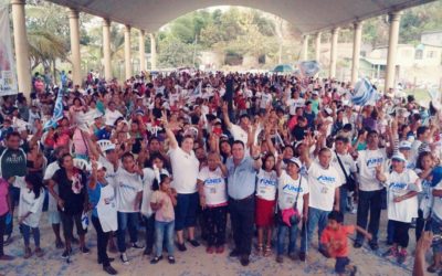 Las mujeres, son el pilar principal de las familias: Esquitin