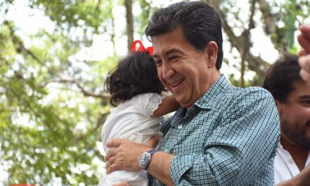 Trabajaré para un mejor futuro para las niñas y niños de Veracruz: Héctor Yunes Landa