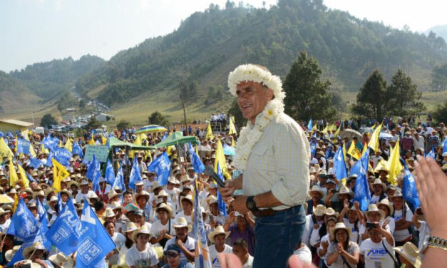“La corrupción del gobierno priísta de Duarte hundió más en la pobreza a los indígenas”: Miguel Ángel Yunes Linares