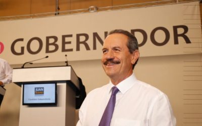 Señala Juan Bueno a políticos que en lugar de sudor en la frente, tienen corrupción y sangre en sus manos