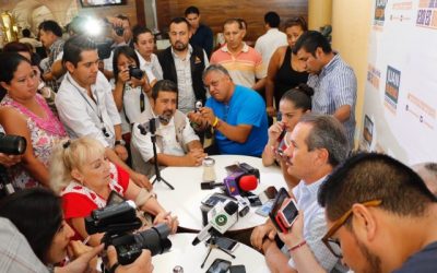 Exige Juan Bueno Torio a Fiscalía y PGR investiguen millonario desvío de recursos