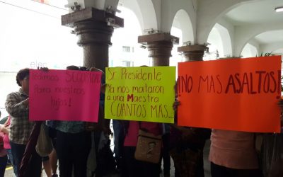 HABITANTES DE FROJLILLO Y CHOMOTLA SE MANIFIESTAN, EXIGEN SEGURIDAD