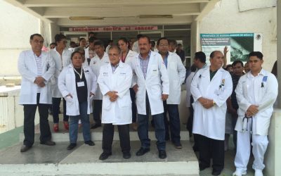Se manifiestan médicos del Hospital Civil, apoyan movimiento #YoSoy17