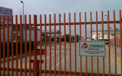 Constituyen petroleros Comite de Huelga