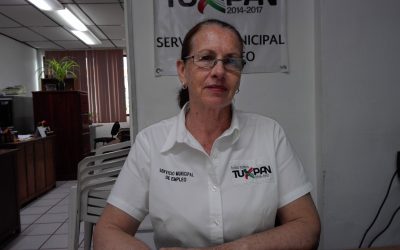 Jóvenes, en buscan de espacios para laborar durante vacaciones