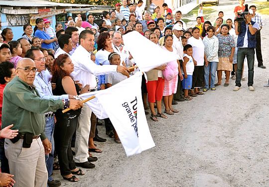 Inicia ASR obra pública con recursos donados por PEMEX en Alto Lucero