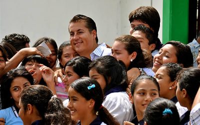 Entrega ASR computadoras a la Escuela Secundaria Manuel C. Tello