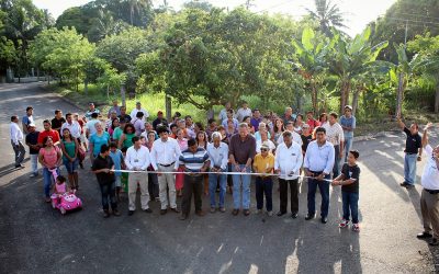 Entregan obras en La Calzada