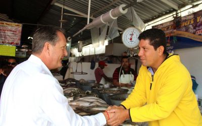 Locatarios del “Héroes del 47”  reciben apoyo del Ayuntamiento de Tuxpan