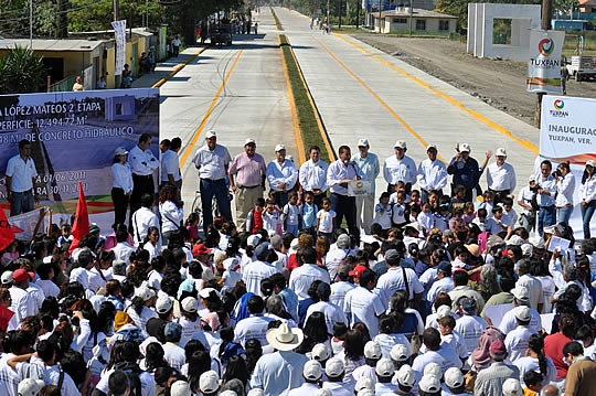 Inauguran segunda etapa de la avenida Lopez Mateos en Tuxpan