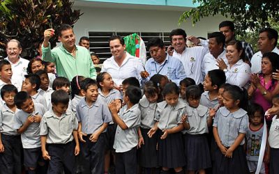 Se siguen mejorando los espacios educativos en Tuxpan