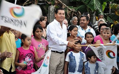 No se detienen las pavimentaciones de calles en Tuxpan
