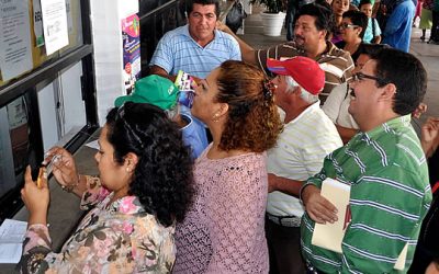 Paga Ayuntamiento aguinaldo a los empleados municipales
