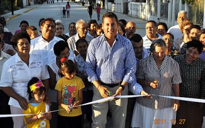 Inaugura ASR dos calles más en beneficio de miles de tuxpeños