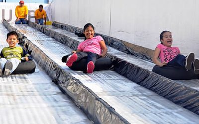 Más de 9 mil personas han disfrutado la pista de hielo en Tuxpan