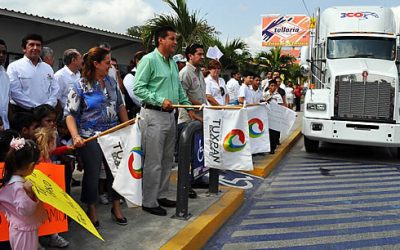 Envía gobierno y DIF de Tuxpan 30 toneladas de víveres a damnificados de Tabasco