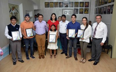 Ayuntamiento de Tuxpan reconoce a jóvenes destacados