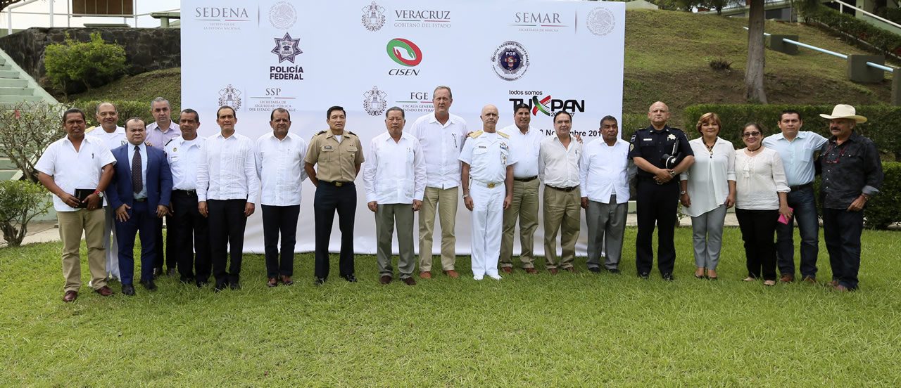 Se reúne Flavino Ríos con alcaldes del norte de Veracruz