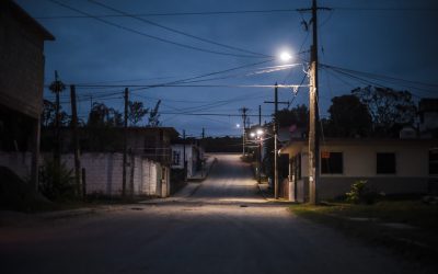 Ayuntamiento de Tuxpan y SUTERM Entregan Luminarias