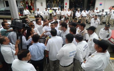 Elementos de Tránsito se manifiestan, exigen destitución de Oziel Santiago