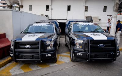 Entregan Unidades a la SSP de Tuxpan