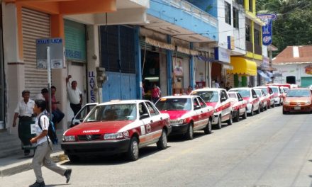 Taxistas solicitarán se incremente el costo del pasaje
