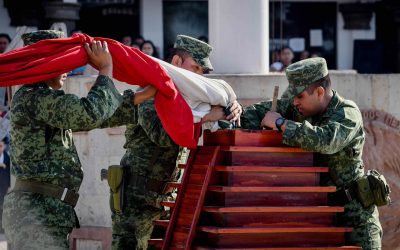 Abanderan a 30 Escuelas en el Marco del Día de La Bandera Nacional