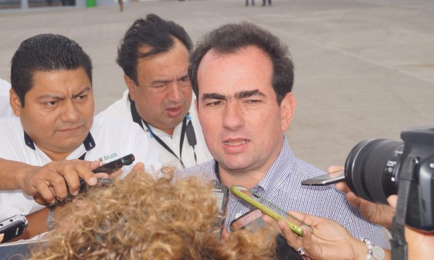 Urge reestructuración de  deuda de Veracruz; Pepe Yunes