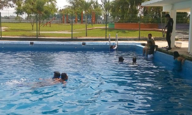 Capacitan a guardavidas para Semana Santa