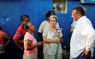 Gobierno incluyente para servir bien a Tuxpan, propone Everardo Gustin
