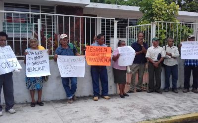 Productores exigen  entrega de apoyos