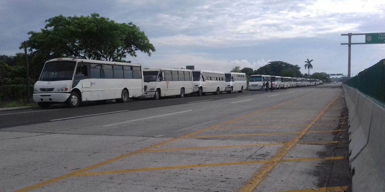 Transportistas tuxpeños se unen a Caravana Nacional contra el «Gazolinazo»