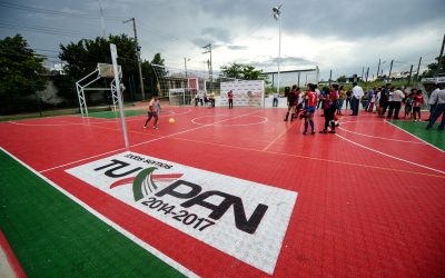Entregan Canchas en Infonavit Tenechaco y Puerto Pesquero