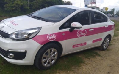 Circula en Tuxpan el primer TAXI ROSA