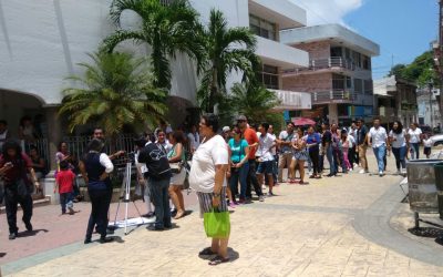 Tuxpeños observaron el Eclipse Solar