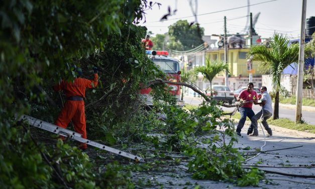 Ayuntamiento de Tuxpan realiza Campaña de Limpieza