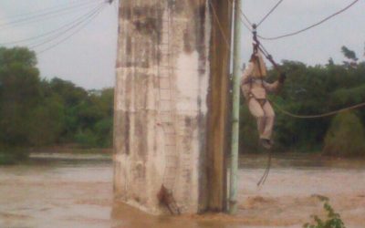 Reparan equipo de bombeo tras daños ocasionados por creciente del rio