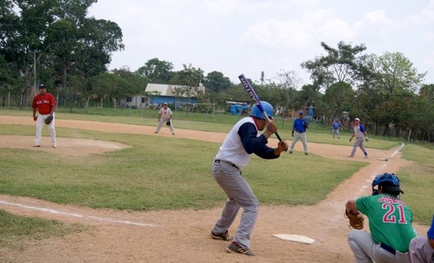 Inicia la segunda vuelta en la justa del Softbol