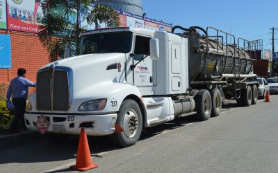 Gestiona Toño Aguilar Pipa para distribución de agua