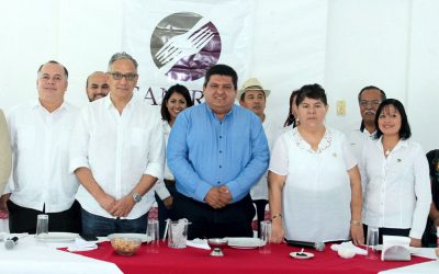 Toño Aguilar da respaldo a CANIRAC
