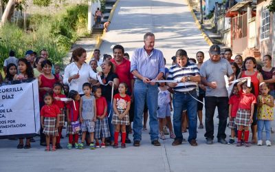 Alcalde Raúl Ruiz Inaugura Pavimentación en Colonia Olímpica